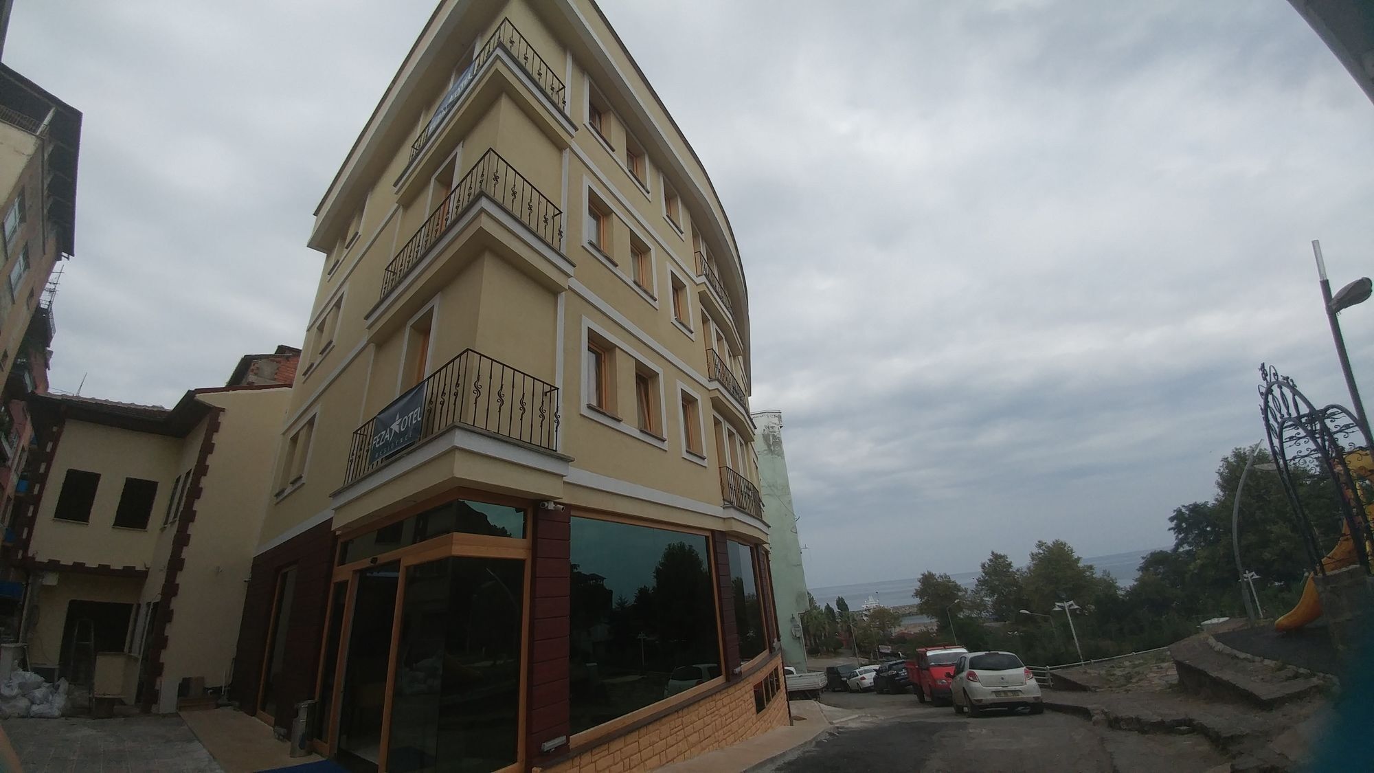 Feza Otel Трабзон Экстерьер фото